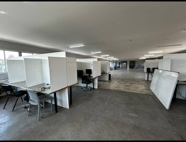 360M² WAREHOUSE TO LET IN WYNBERG